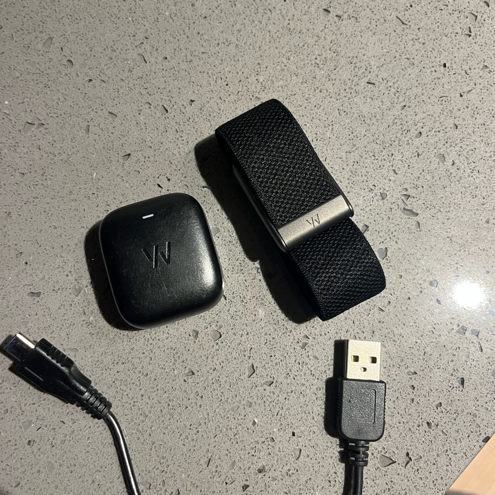 WHOOP 5.0 Fitness Tracker with Black Band